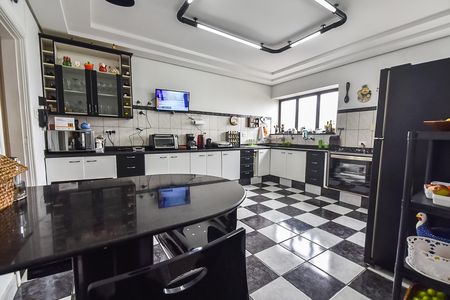 Casa para alugar com 210m², 3 quartos e 3 vagasCozinha