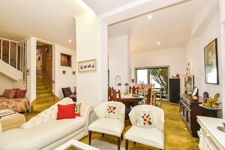 Casa para alugar com 210m², 3 quartos e 3 vagasSalão de festas