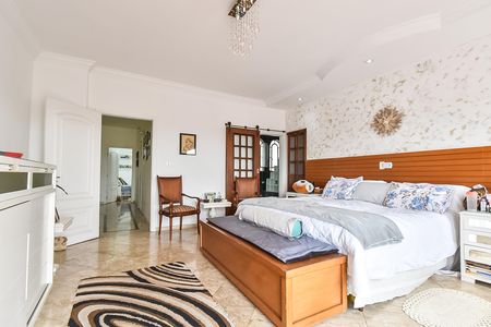 Casa para alugar com 210m², 3 quartos e 3 vagasSuíte 2