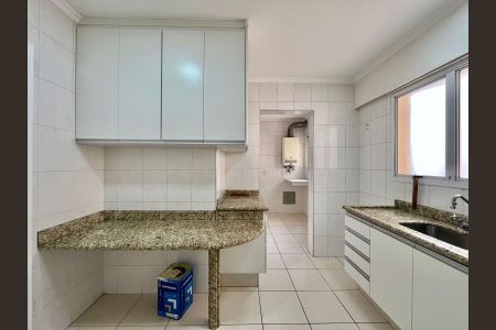 Apartamento para alugar com 90m², 3 quartos e 2 vagas Apartamento para alugar com 90m², 3 quartos e 2 vagasCozinha