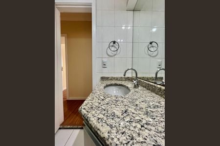 Apartamento para alugar com 90m², 3 quartos e 2 vagas Apartamento para alugar com 90m², 3 quartos e 2 vagasBanheiro
