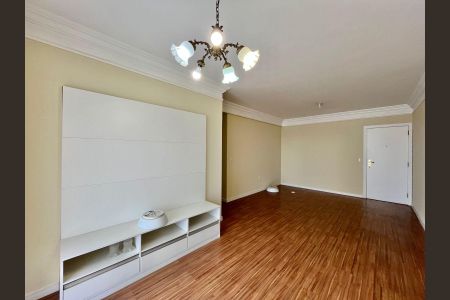 Sala de apartamento para alugar com 3 quartos, 90m² em Vila Proost de Souza, Campinas