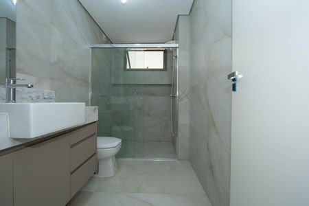 Apartamento para alugar com 110m², 3 quartos e 2 vagas Apartamento para alugar com 110m², 3 quartos e 2 vagasBANHEIRO1