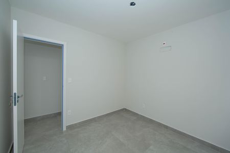 Apartamento para alugar com 110m², 3 quartos e 2 vagas Apartamento para alugar com 110m², 3 quartos e 2 vagasQUARTO2