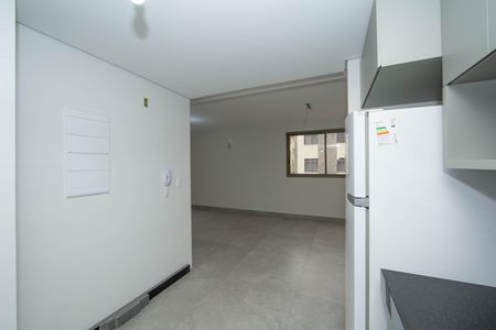 Apartamento para alugar com 110m², 3 quartos e 2 vagas Apartamento para alugar com 110m², 3 quartos e 2 vagasCOZINHA