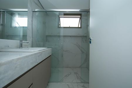Apartamento para alugar com 110m², 3 quartos e 2 vagas Apartamento para alugar com 110m², 3 quartos e 2 vagasBANHEIRO2