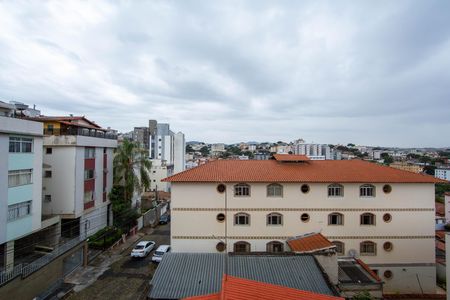 VISTA de apartamento para alugar com 3 quartos, 110m² em Salgado Filho, Belo Horizonte