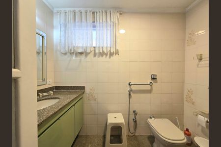 Apartamento para alugar com 94m², 3 quartos e 1 vaga Apartamento para alugar com 94m², 3 quartos e 1 vagaBanheiro Social