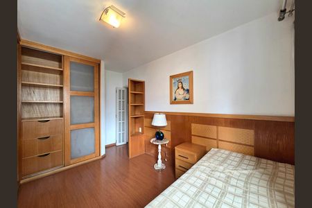 Apartamento para alugar com 94m², 3 quartos e 1 vaga Apartamento para alugar com 94m², 3 quartos e 1 vagaQuarto 2