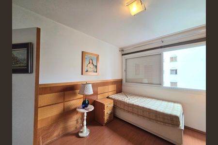 Apartamento para alugar com 94m², 3 quartos e 1 vaga Apartamento para alugar com 94m², 3 quartos e 1 vagaQuarto 2