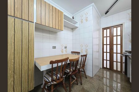 Apartamento para alugar com 94m², 3 quartos e 1 vaga Apartamento para alugar com 94m², 3 quartos e 1 vagaCozinha