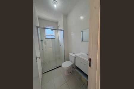 Banheiro  de apartamento para alugar com 2 quartos, 53m² em Sevilha (2 Seção), Ribeirão das Neves