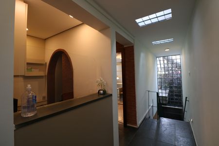 Hall de entrada de casa à venda com 3 quartos, 187m² em Planalto Paulista, São Paulo