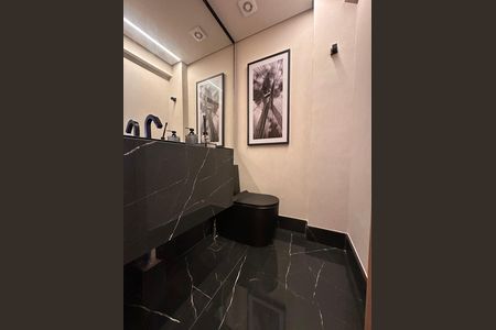 Apartamento à venda com 153m², 3 quartos e 3 vagas Apartamento à venda com 153m², 3 quartos e 3 vagasBanheiro