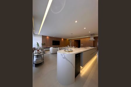 Apartamento à venda com 153m², 3 quartos e 3 vagas Apartamento à venda com 153m², 3 quartos e 3 vagasCozinha