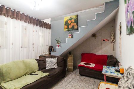 Sala de casa para alugar com 2 quartos, 180m² em Jardim dos Ipes, São Paulo