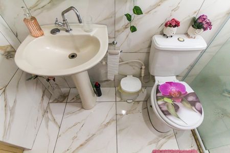 Casa para alugar com 180m², 2 quartos e 2 vagas Casa para alugar com 180m², 2 quartos e 2 vagasBanheiro