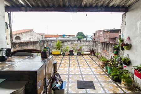 Casa para alugar com 180m², 2 quartos e 2 vagas Casa para alugar com 180m², 2 quartos e 2 vagasTerraço