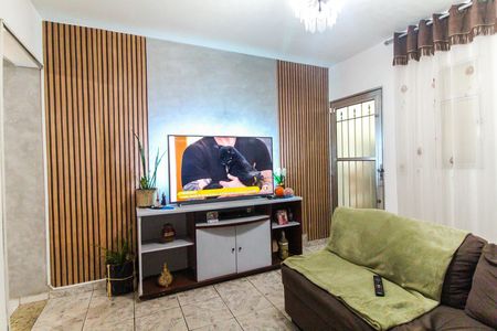 Casa para alugar com 180m², 2 quartos e 2 vagas Casa para alugar com 180m², 2 quartos e 2 vagasSala