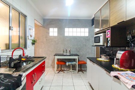 Casa para alugar com 180m², 2 quartos e 2 vagas Casa para alugar com 180m², 2 quartos e 2 vagasCozinha