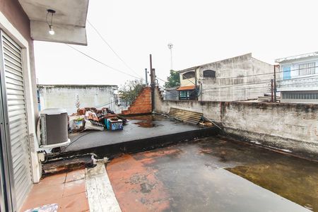 Casa para alugar com 180m², 2 quartos e 2 vagas Casa para alugar com 180m², 2 quartos e 2 vagasVaranda do Quarto 2