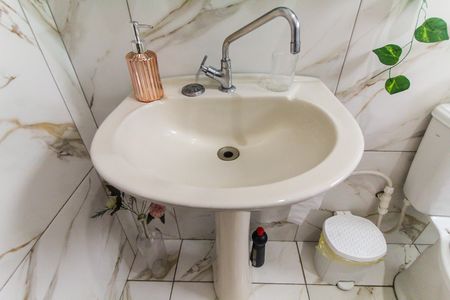 Casa para alugar com 180m², 2 quartos e 2 vagas Casa para alugar com 180m², 2 quartos e 2 vagasBanheiro