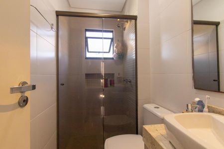 Apartamento à venda com 79m², 3 quartos e 2 vagas Apartamento à venda com 79m², 3 quartos e 2 vagasBanheiro Social