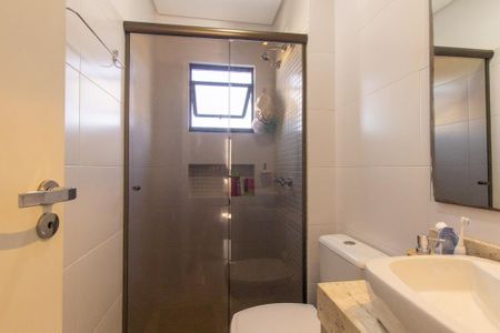 Apartamento à venda com 79m², 3 quartos e 2 vagas Apartamento à venda com 79m², 3 quartos e 2 vagasBanheiro Social