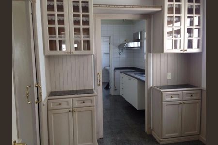 Apartamento à venda com 223m², 4 quartos e 4 vagas