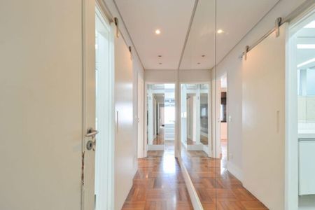 Apartamento à venda com 195m², 3 quartos e 2 vagas