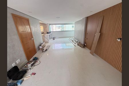 Apartamento à venda com 127m², 4 quartos e 2 vagas