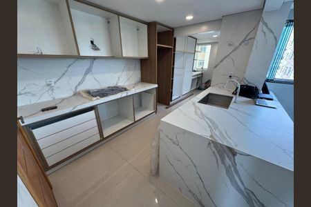 Apartamento à venda com 127m², 4 quartos e 2 vagas