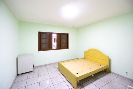 Quarto 01 de casa para alugar com 2 quartos, 120m² em Jardim Bonifacio, São Paulo