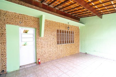 Casa para alugar com 120m², 2 quartos e 1 vaga Casa para alugar com 120m², 2 quartos e 1 vagaGaragem