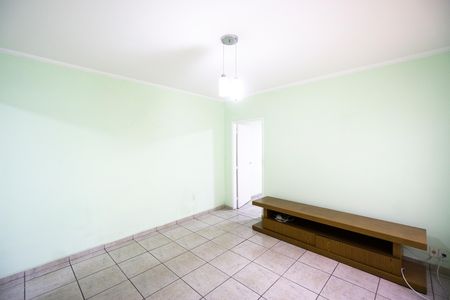 Sala de casa para alugar com 2 quartos, 120m² em Jardim Bonifacio, São Paulo