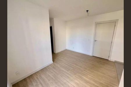 Foto 02 de apartamento à venda com 2 quartos, 45m² em Conceicao, Campinas