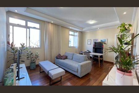 Apartamento à venda com 3 quartos, 90m² em Santa Efigênia, Belo Horizonte
