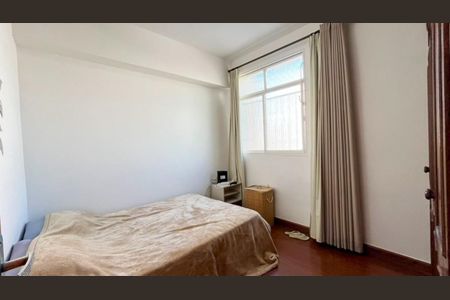 Apartamento à venda com 3 quartos, 90m² em Santa Efigênia, Belo Horizonte