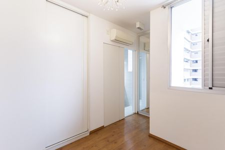 Apartamento para alugar com 74m², 2 quartos e 2 vagas Apartamento para alugar com 74m², 2 quartos e 2 vagasSuíte 2
