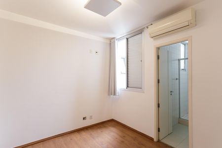 Apartamento para alugar com 74m², 2 quartos e 2 vagas Apartamento para alugar com 74m², 2 quartos e 2 vagasSuíte 1