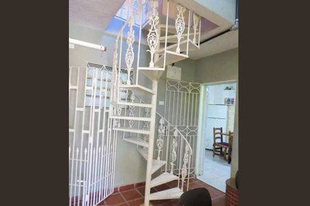 Casa à venda com 200m², 2 quartos e 4 vagas