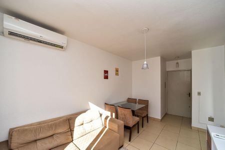 Sala de apartamento para alugar com 1 quarto, 41m² em Passo D’areia, Porto Alegre