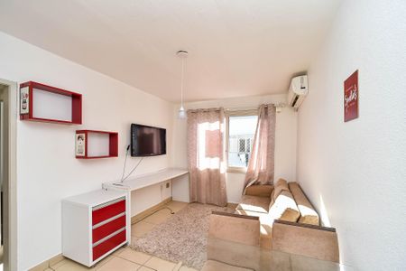 Sala de apartamento para alugar com 1 quarto, 41m² em Passo D’areia, Porto Alegre