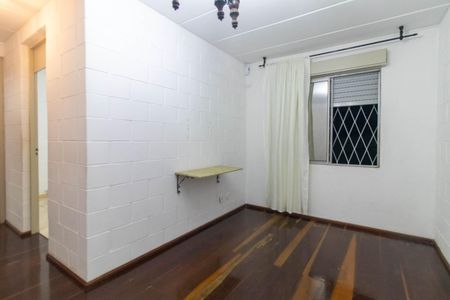 Sala de apartamento à venda com 2 quartos, 58m² em Vila Nova, Porto Alegre