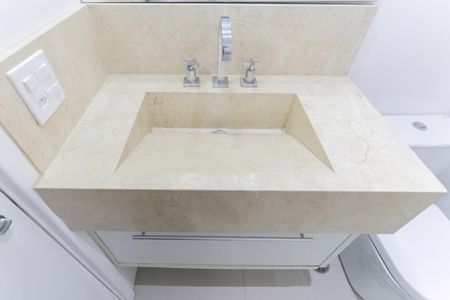 Apartamento para alugar com 78m², 2 quartos e 2 vagasBanheiro social