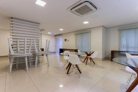 Apartamento para alugar com 78m², 2 quartos e 2 vagasÁrea comum - Salão de festas infantil