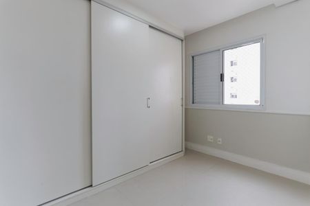 Apartamento para alugar com 78m², 2 quartos e 2 vagasQuarto