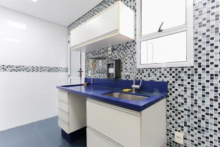 Apartamento para alugar com 78m², 2 quartos e 2 vagasCozinha