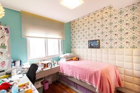 Apartamento à venda com 151m², 3 quartos e 3 vagas