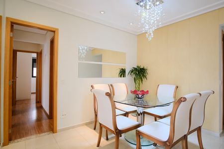 Apartamento à venda com 103m², 3 quartos e 2 vagasSala